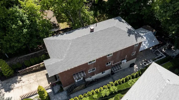 Lucky Stars Roofing Picture 3