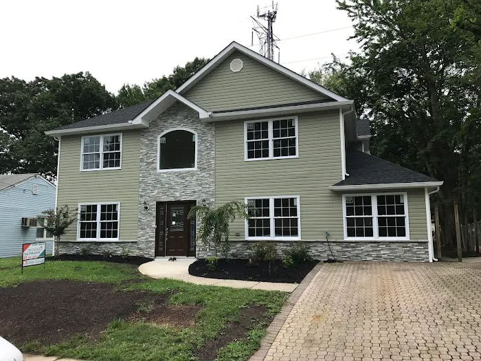 HENGO ROOFING AND CONSTRUCTION Picture 4