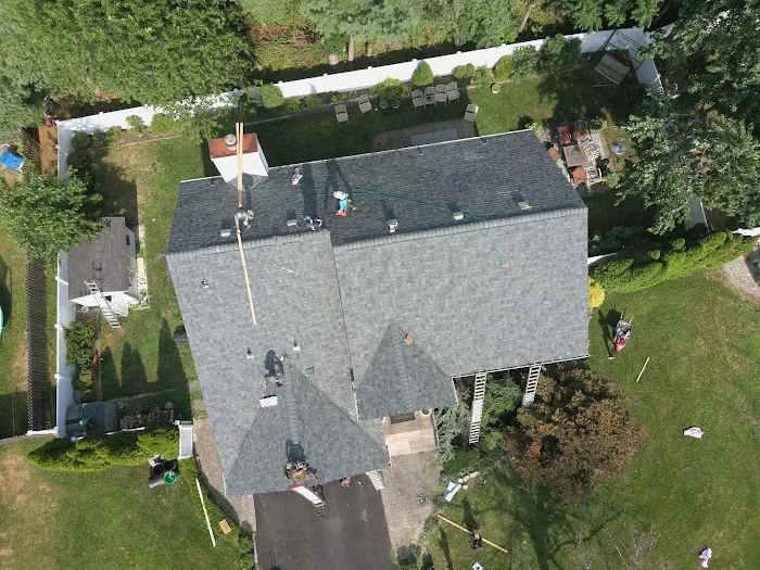Herts Roofing & Construction Picture 4