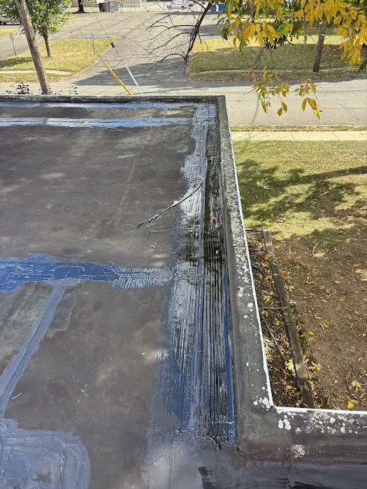 Capital Roofing & Gutters Picture 3