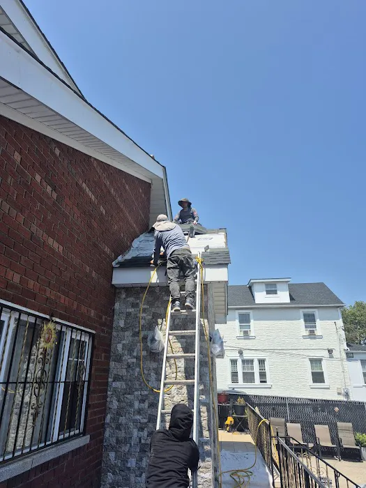 ST Roofing Repair LLC Picture 4