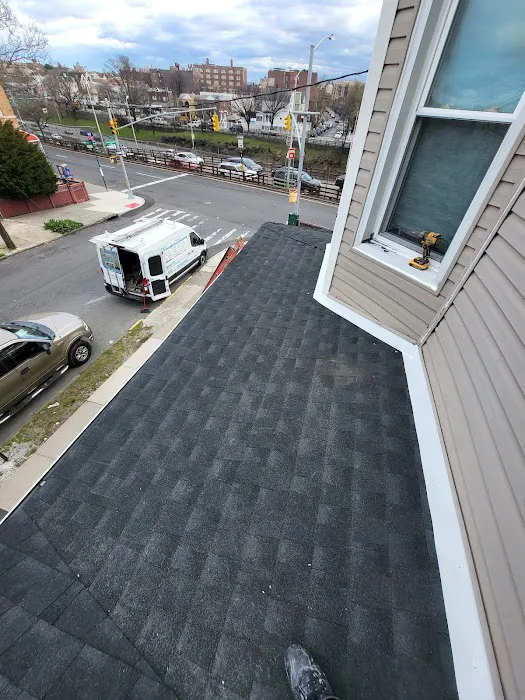 ST Roofing Repair LLC Picture 8