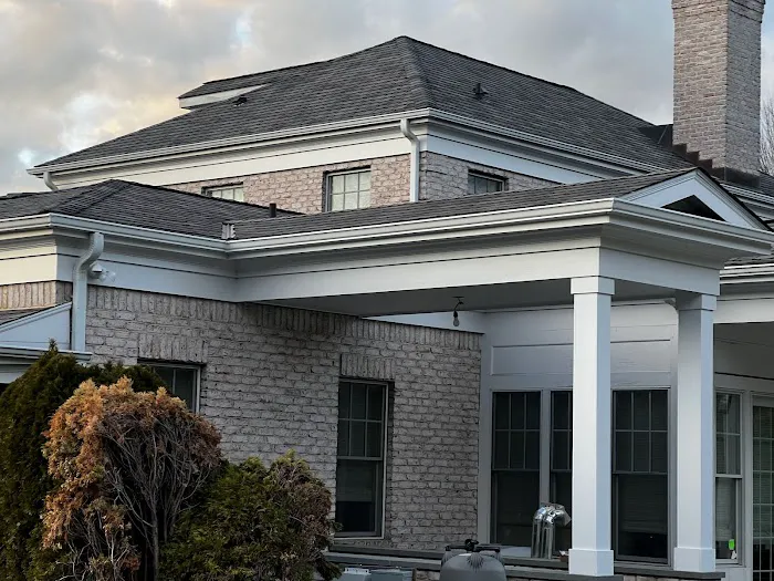 Reliable Seamless Gutters Picture 2