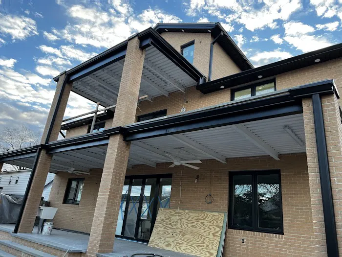 Reliable Seamless Gutters Picture 7