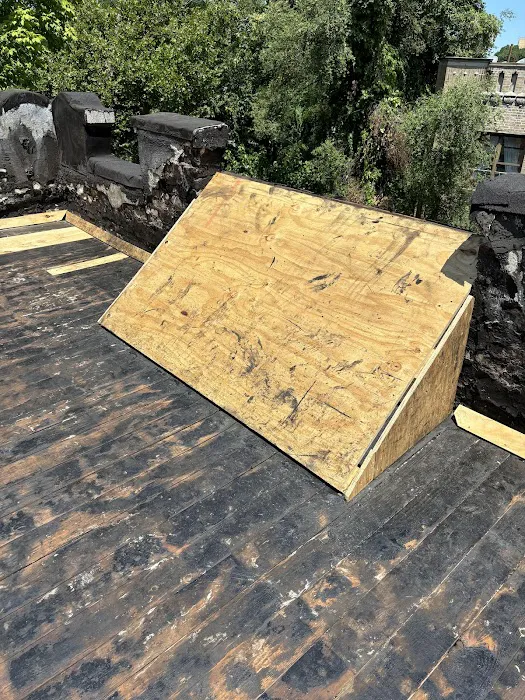 Five Star Roofing Picture 1
