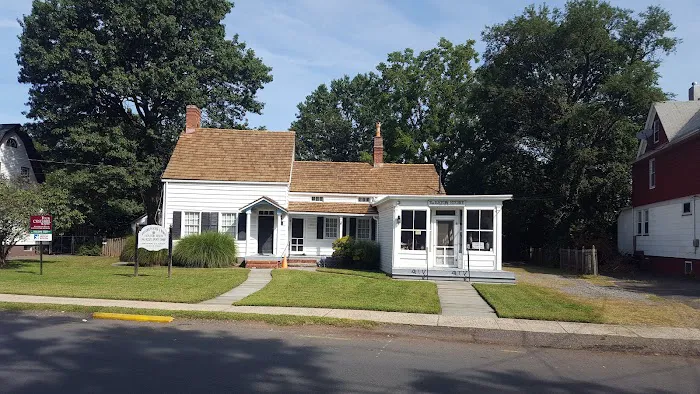 Powell's Roofing & Siding Picture 6