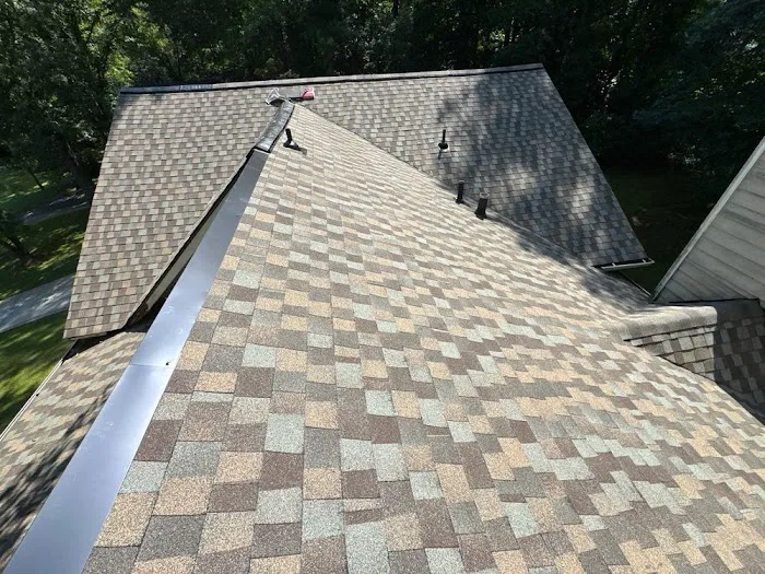 Farley Roofing & Installation Picture 2