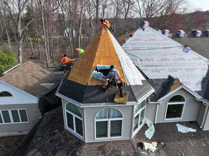 Anthony Roofing & Exteriors Picture 2