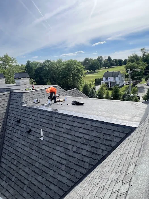 Anthony Roofing & Exteriors Picture 4