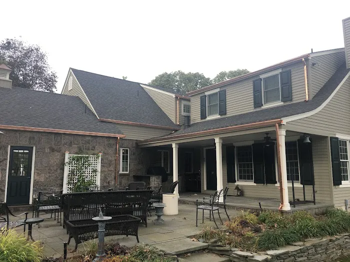 MNT Roofing & Siding Picture 3