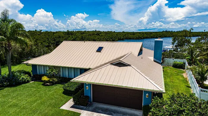 Finch Roofing Co Picture 1