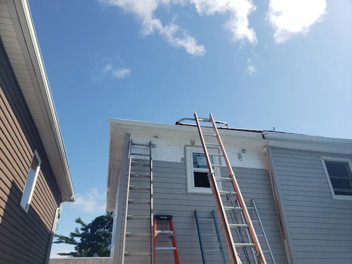 Strong Island Seamless Gutters corp Picture 6