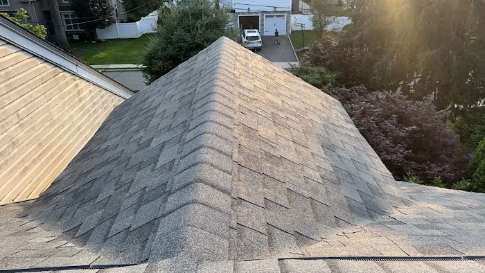 Brush House Roofing and Siding Picture 2