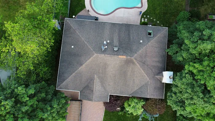 Brush House Roofing and Siding Picture 5