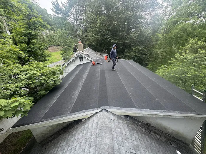 Imperial ROOFING and Siding Picture 4