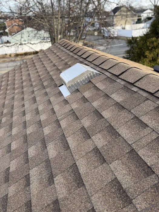 Rain or Shine Roofing and Construction Picture 1