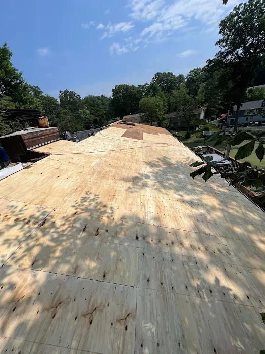 RH RENOVATION LLC Picture 7