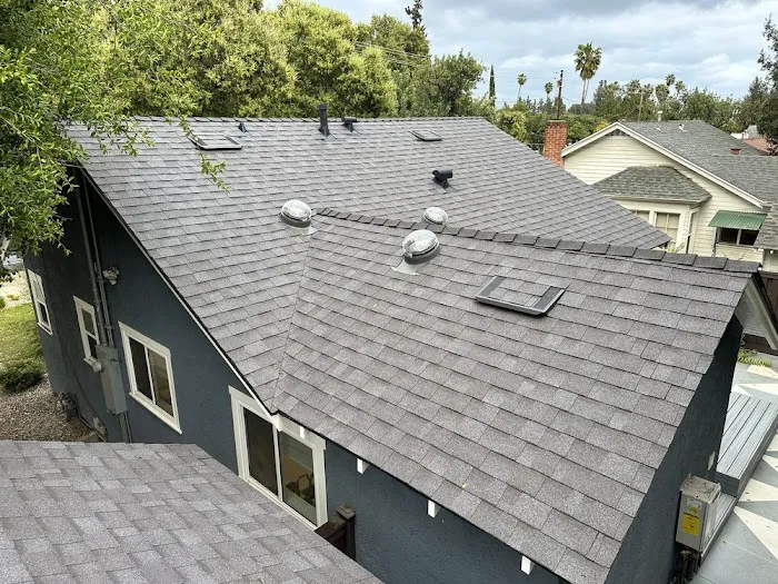PeakPulse Roofing Picture 3
