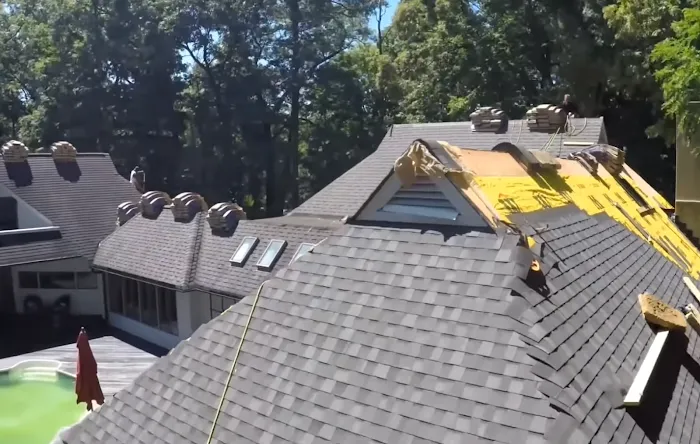 Neighborhood Roofing Picture 5