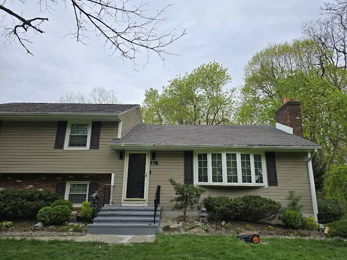 Splendor Roof Repair and Installation Picture 7