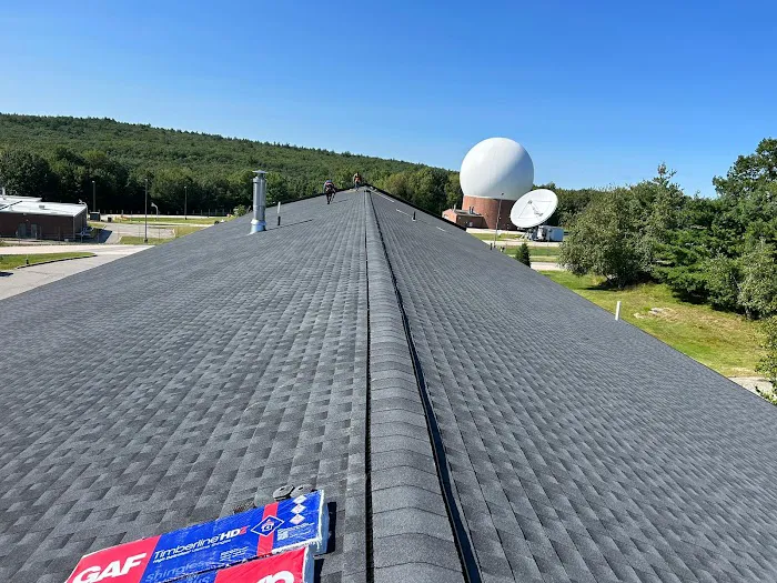 R&M Roofers LLC Picture 2