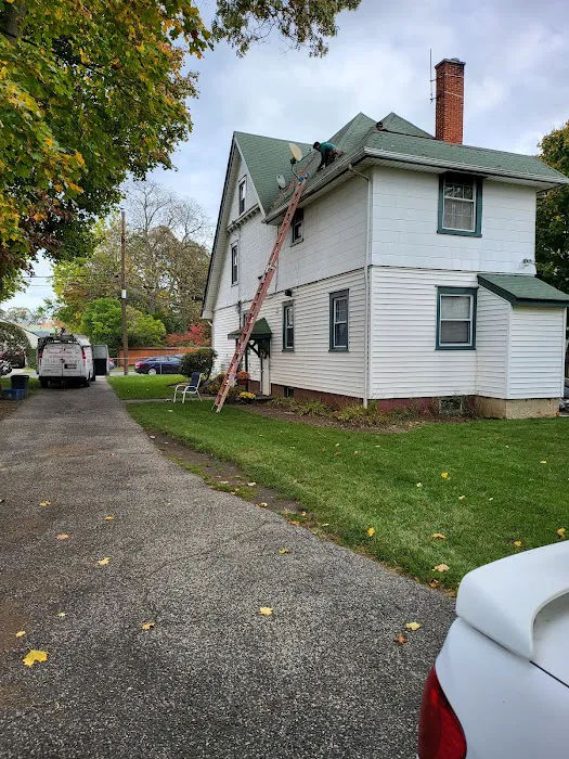 Roof Leak Enders: Roofing & Siding Picture 2