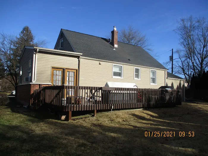 Segelman Shaw Roofing, Siding & Gutters Picture 1