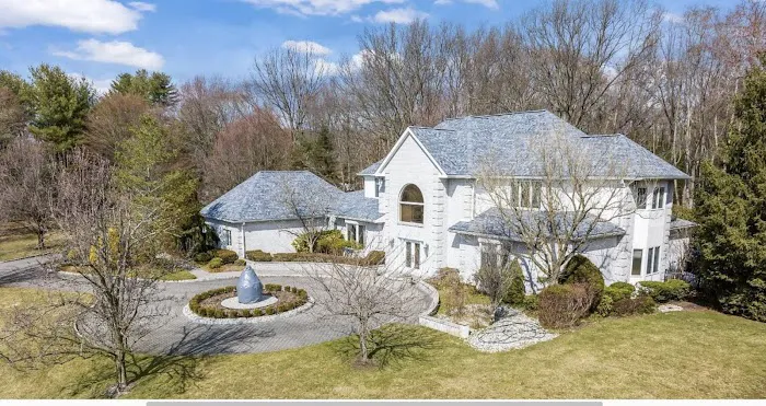 Biondo Contracting-Roofing Specialists Picture 4
