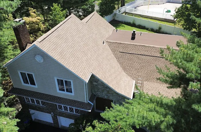 CJM Professional Roofing LLC Picture 2