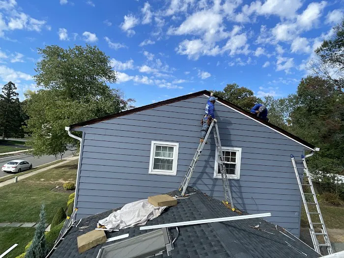 Lincoln Roofing Picture 1