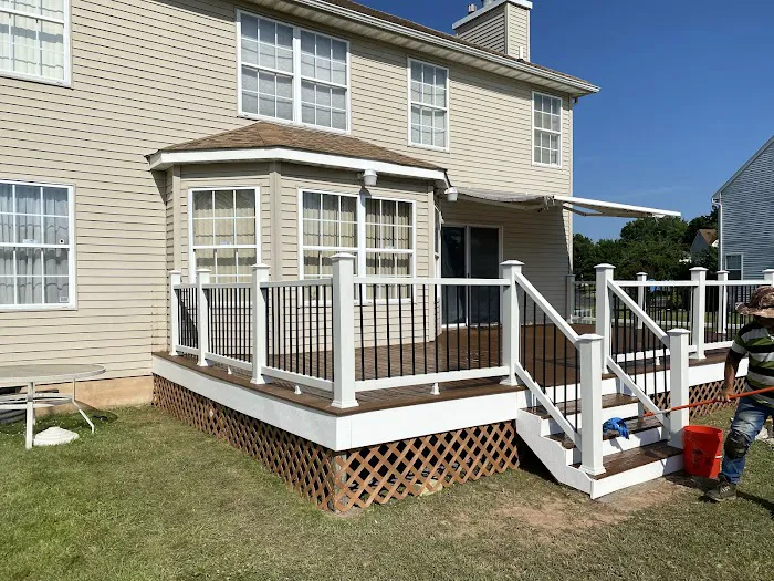 White House Contractor, LLC Picture 2