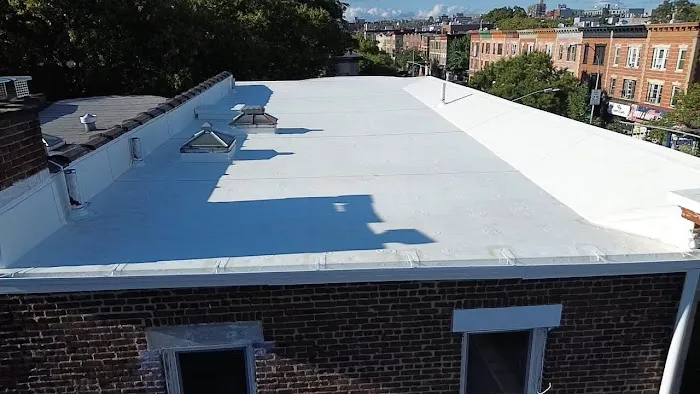 Power Roofing & Siding Long Island Picture 1