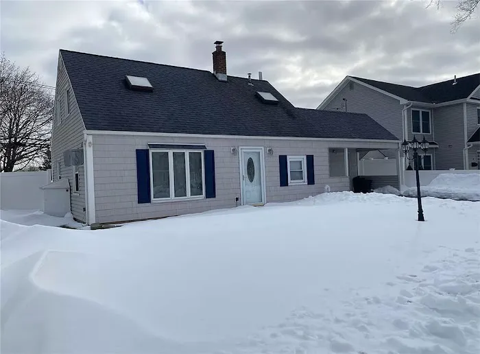 Nassau Roofing Experts - Roof Replacement Contractors Picture 8