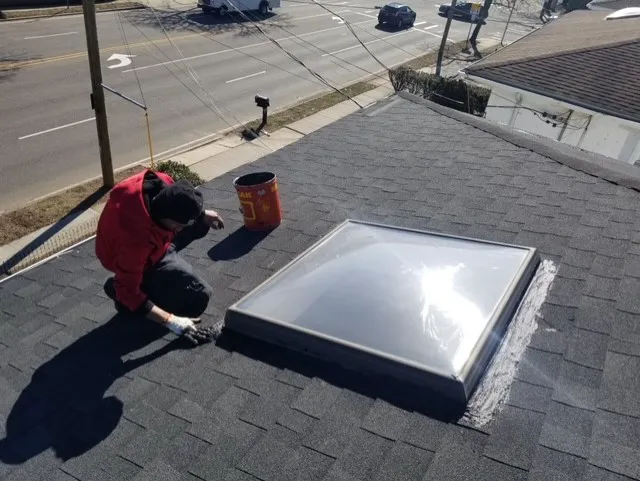 Gordon's Roofing Repair Service Co Picture 1