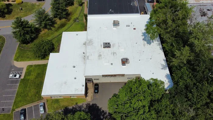 Emerald Roofing and Siding LLC Picture 2