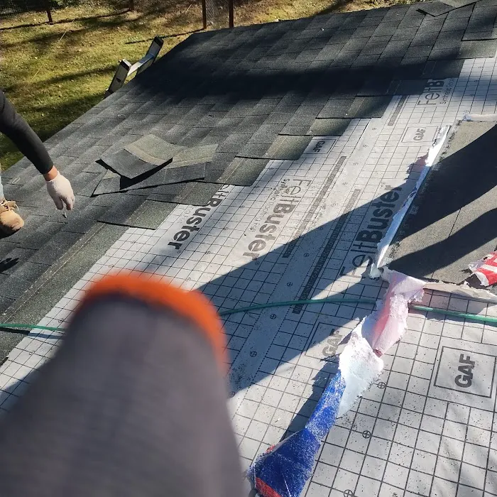 Muicela's Roofing LLC Picture 9
