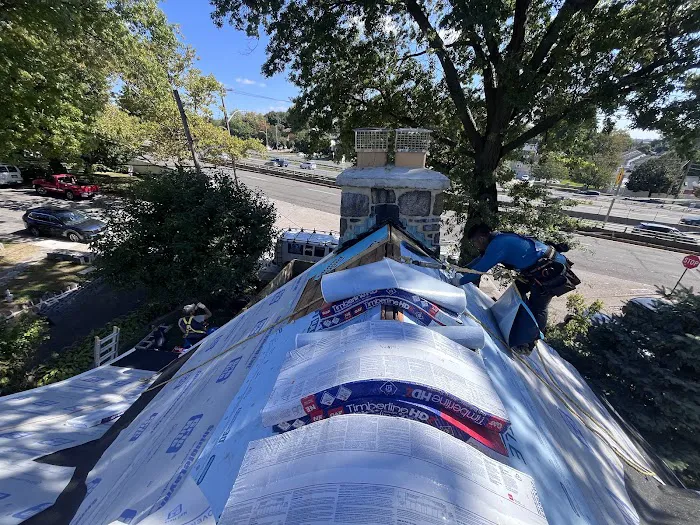 GOMEZ ROOFING & CONSTRUCTION INC Picture 7