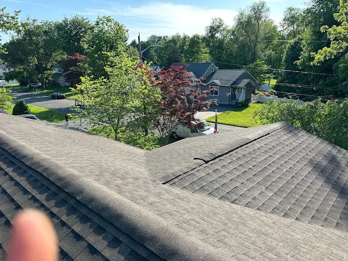 Castillo's Roofing LLC Picture 5