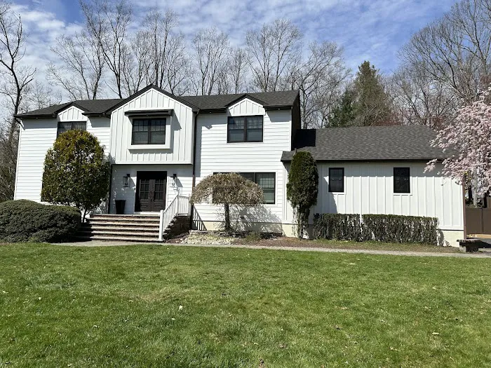 Majestic Exteriors, LLC Picture 8