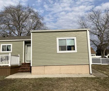GNP Roofing & Siding