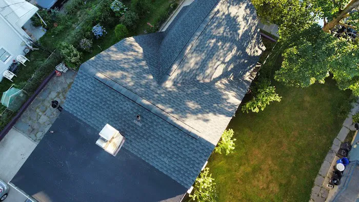 King Quality Roofing and Siding Picture 4