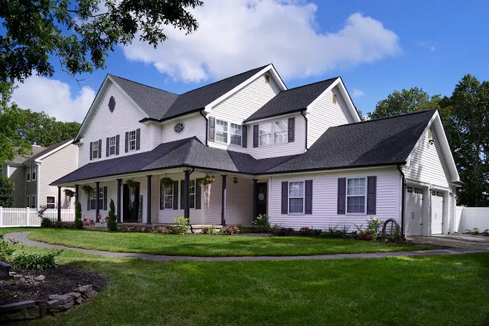 King Quality Roofing and Siding Picture 8