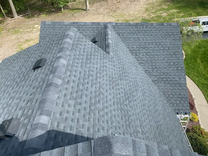 Global Roofing & Siding Picture 2