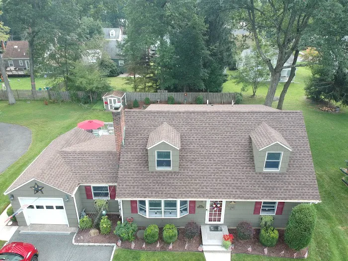 Devine Roofing and Construction Picture 4