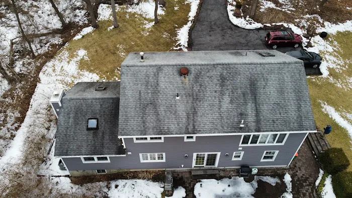 Perry's Roofing Picture 1