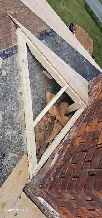 Elf Roofing and Siding LLC Picture 3
