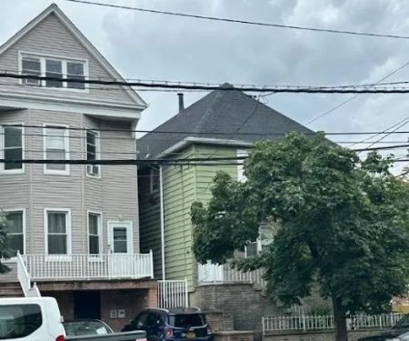 Neighborhood Roofing