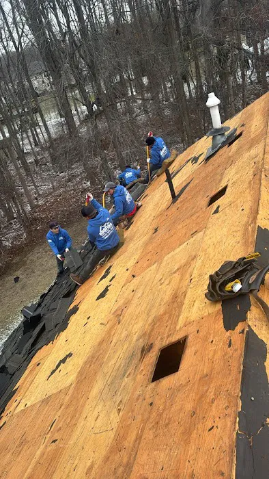 Neighborhood Roofing Picture 8