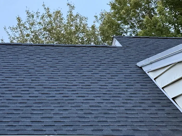 Four Seasons Roofing & Exteriors Picture 3