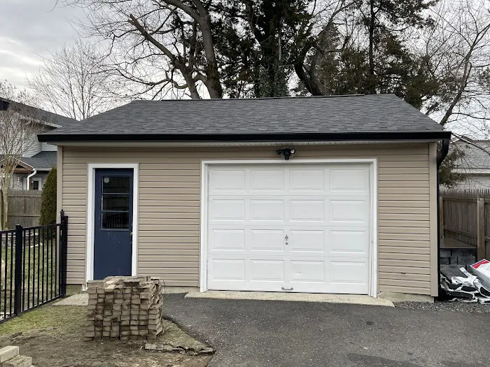 4 Seasons Roofing Company Picture 1